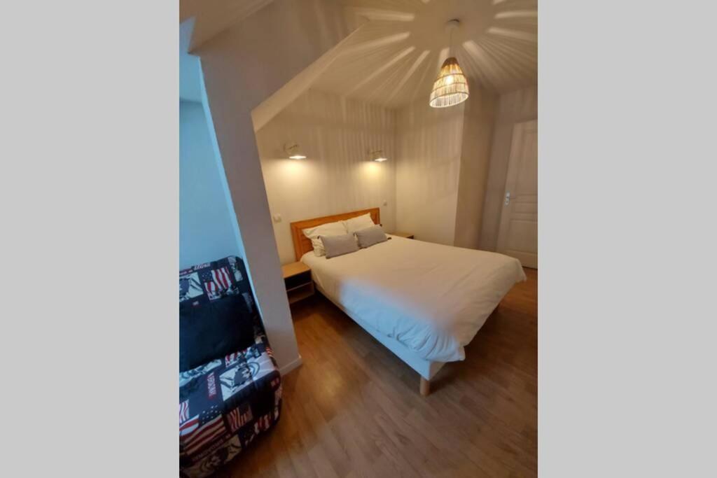 Appartement Moderne, Hyper-Centre - 6/8 Pers. Bagneres-de-Luchon Exterior photo
